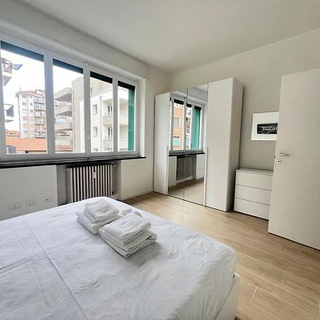 Domusmi Bordighera 32 Милано Екстериор снимка